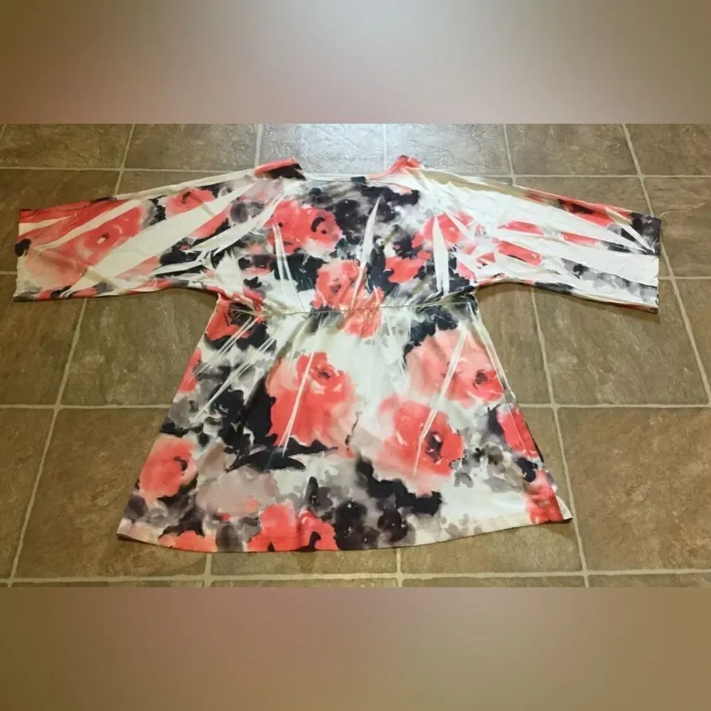 SIMPLY IRRESISTABLE WOMENS FLORAL KIMONO SLEEVE TOP BLOUSE - GORGEOUS - Medium